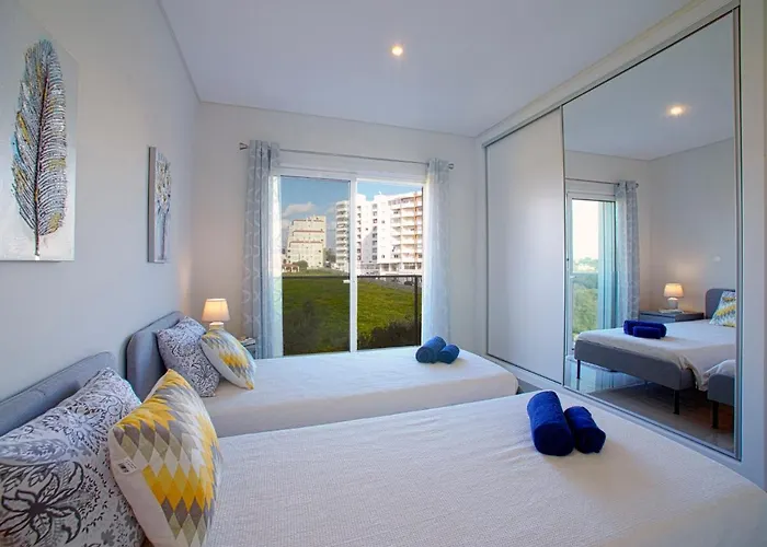 Apartment Emerson Plaza By Interhome *