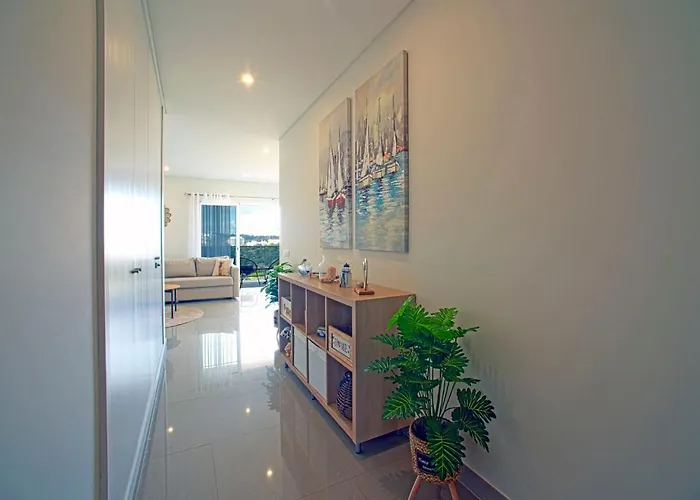 Apartment Emerson Plaza By Interhome *