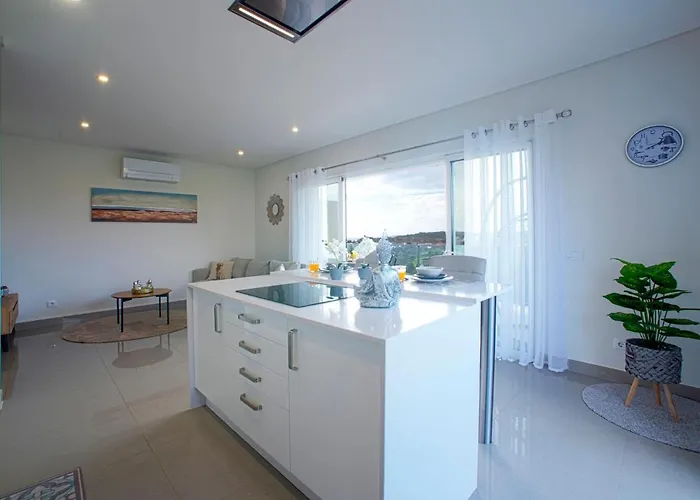 Emerson Plaza By Interhome * Портиман